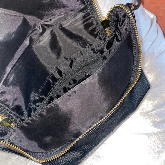 H&M CROSSBODY BAG (BLACK) - Picture 8 of 16